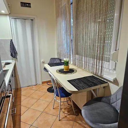 شقة Lotti بيكيسكسابا